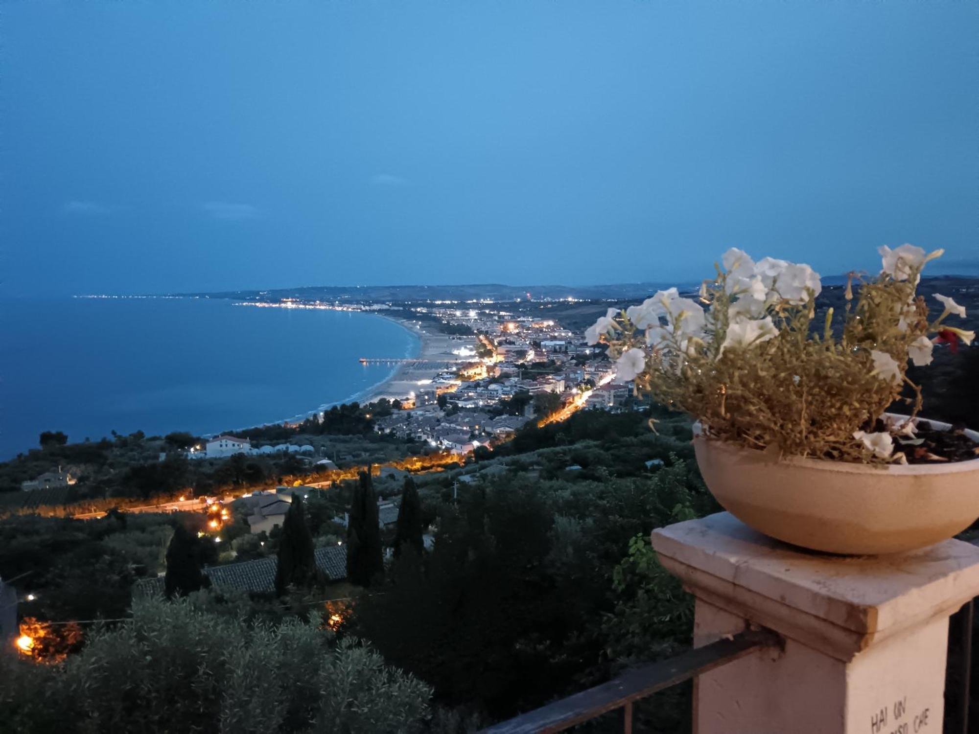 Casa Vacanze Stella Maris Vasto Marina Centro Esterno foto